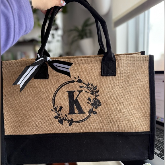TOTe Design Burlap and Black Tote Bag - Picture 1 of 3